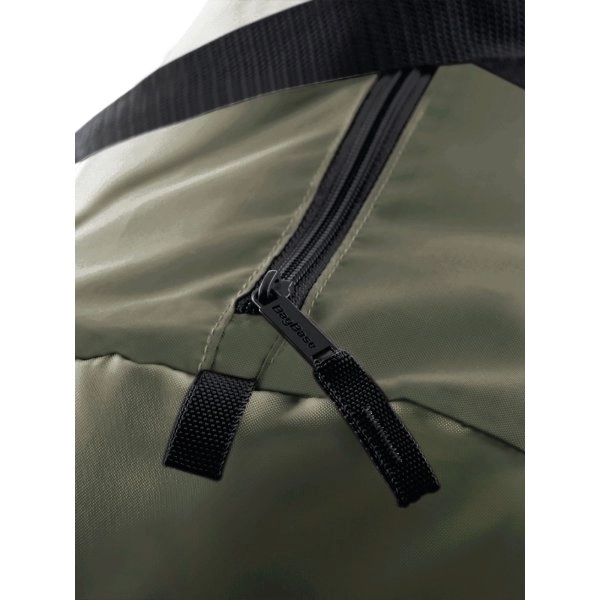 packaway-barrel-bag-olive-green-black-98.webp