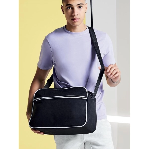 retro-shoulder-bag-2.webp