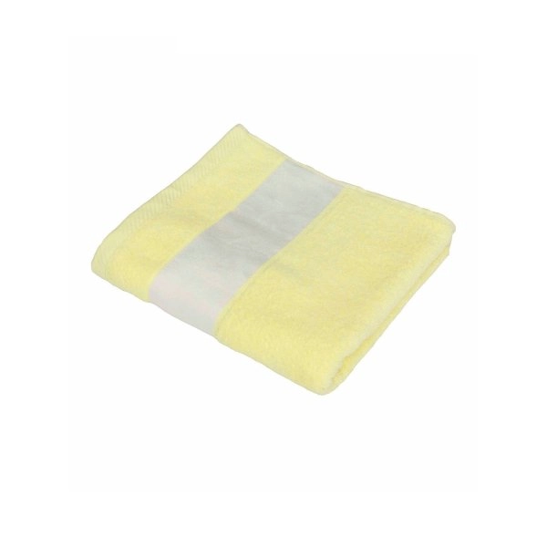 sublimatic-towel-70x140-light-yellow-10.webp