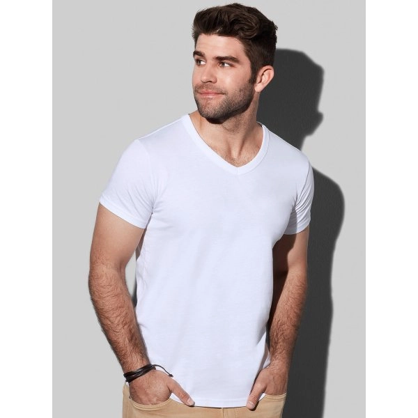 ben-v-neck-1.webp