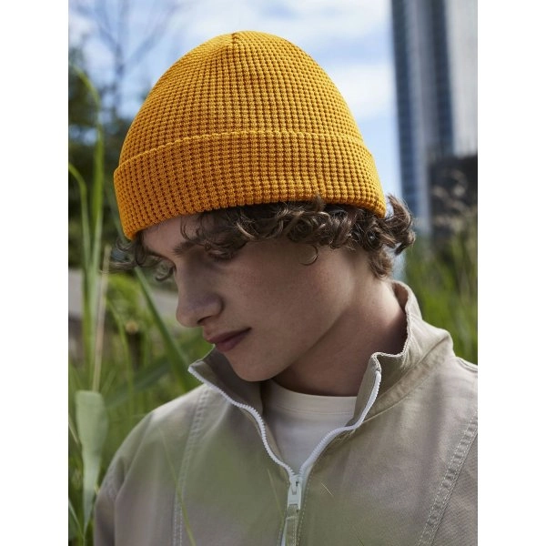 organic-cotton-waffle-beanie-2.webp