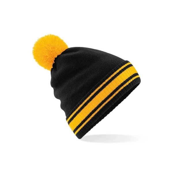 stadium-beanie-black-gold-4.webp