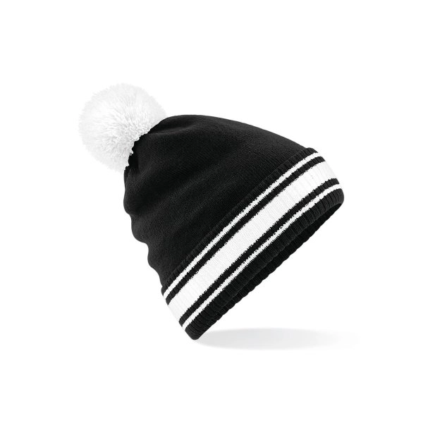 stadium-beanie-black-white-3.webp