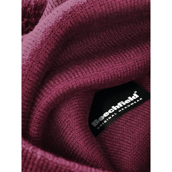 original-pom-pom-beanie-burgundy-33.webp