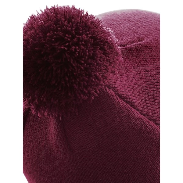 original-pom-pom-beanie-burgundy-34.webp