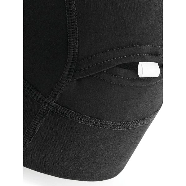 softshell-sports-tech-beanie-black-5.webp