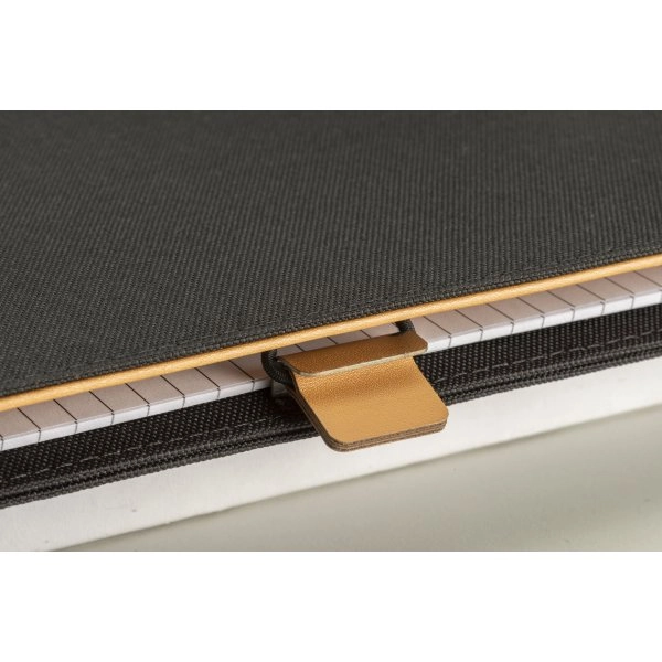 Immagine Cartella porta blocco A4 in R-PET con gancio di chiusura in metallo