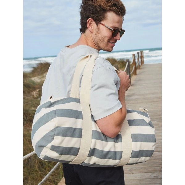 nautical-barrel-bag-3.webp