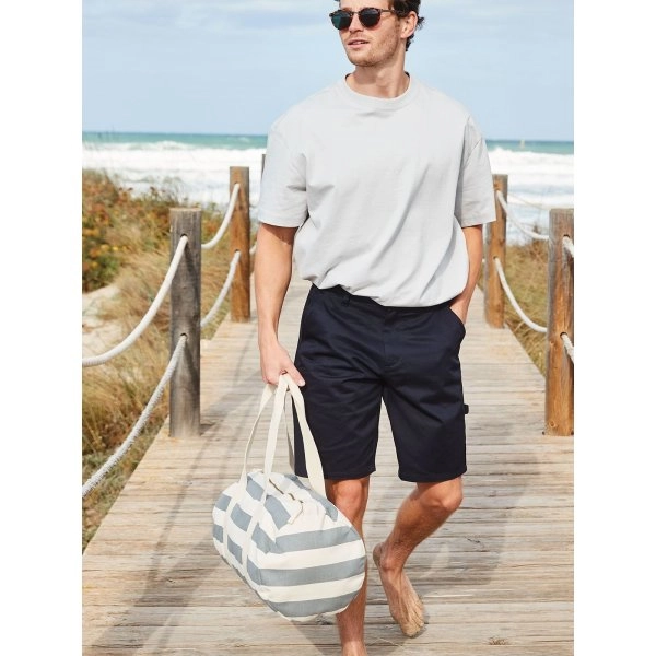 nautical-barrel-bag-4.webp