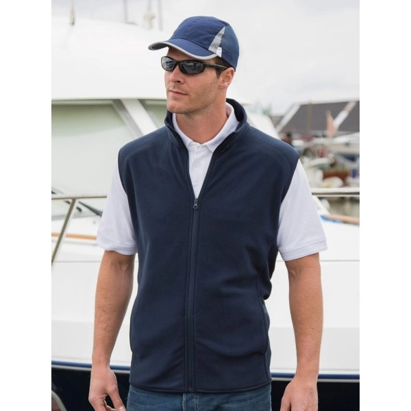 micro-fleece-gilet-1.webp