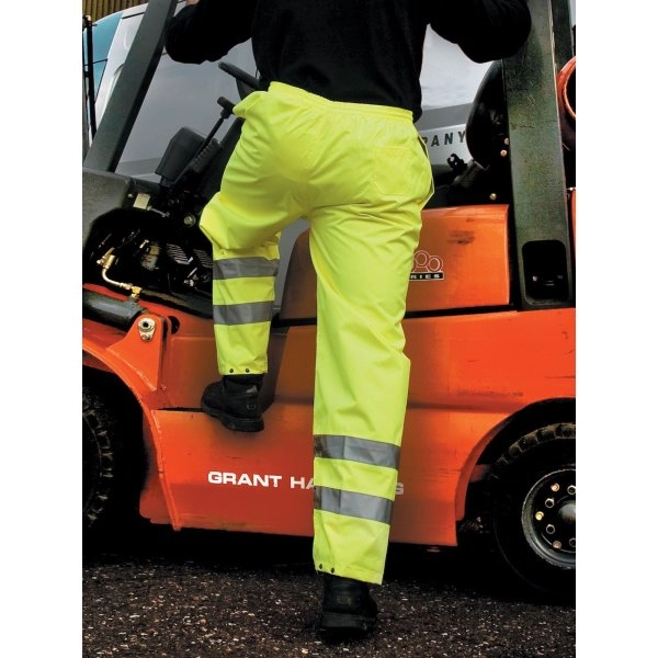 high-viz-trousers-5.webp