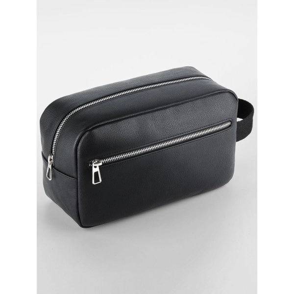 Tailored Luxe Wash Bag