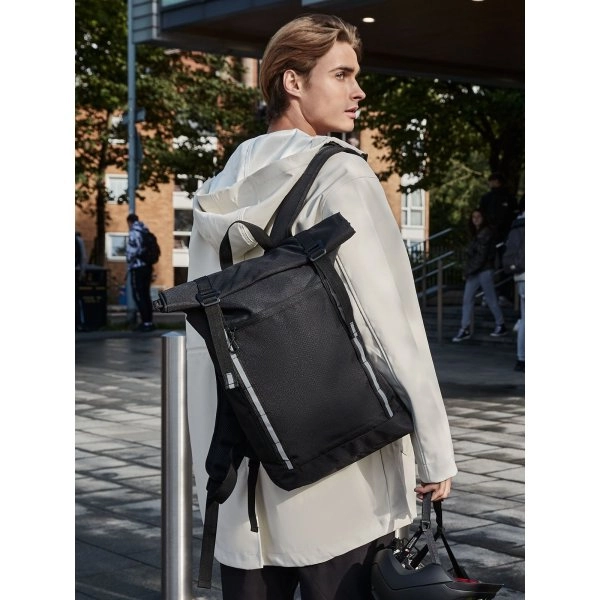 urban-commute-backpack-2.webp