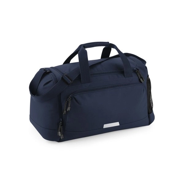 academy-holdall-1.webp