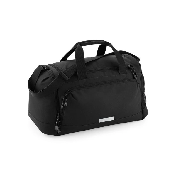 academy-holdall-black-8.webp