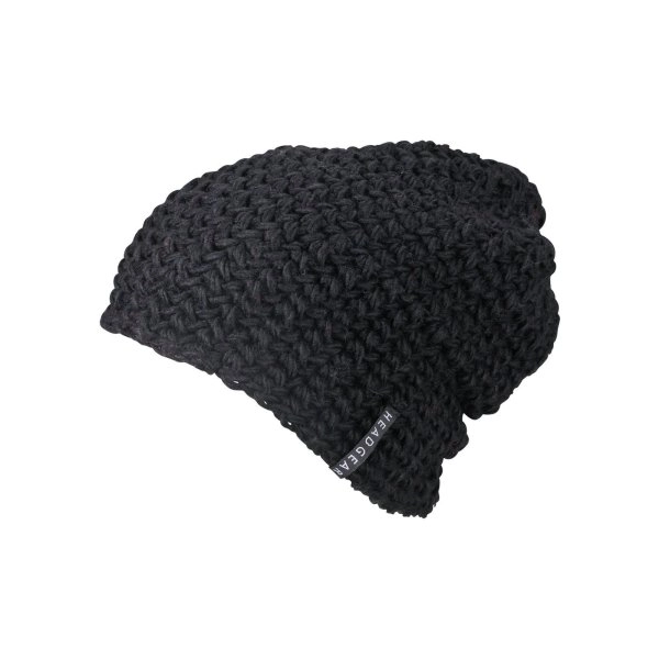 casual-outsized-crocheted-cap-black-5.webp