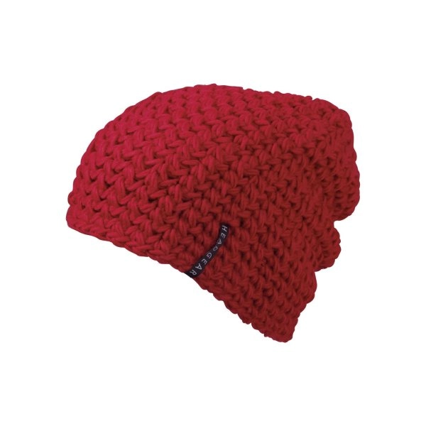 casual-outsized-crocheted-cap-red-7.webp