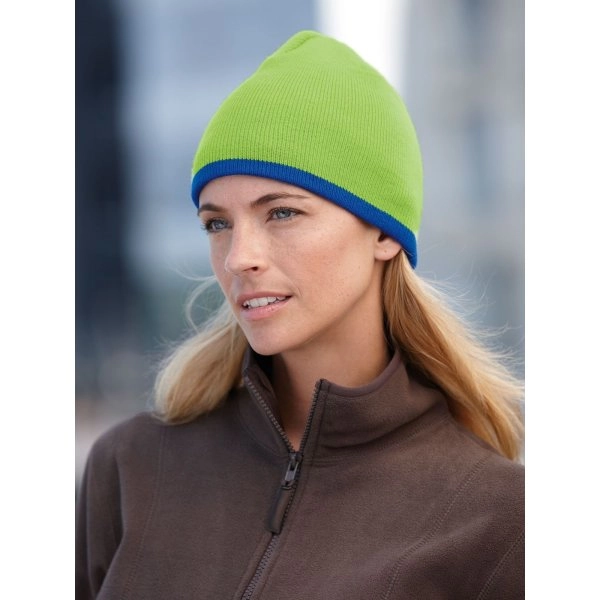 beanie-with-contrasting-border-6.webp