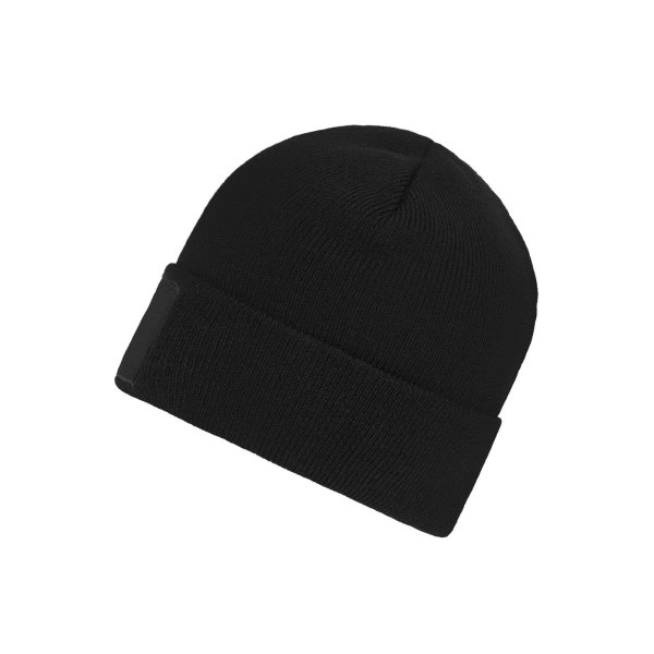 classic-knitted-beanie-with-patch-black-6.webp