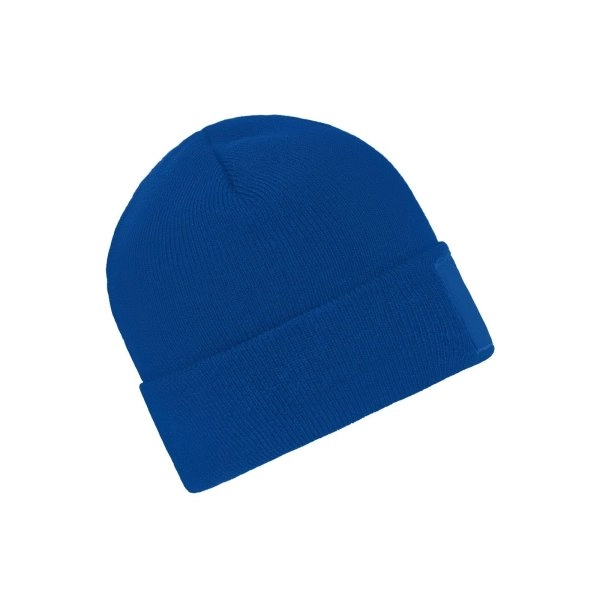 classic-knitted-beanie-with-patch-royal-16.webp