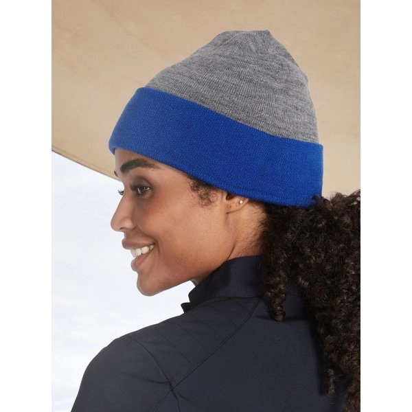 reversible-beanie-3.webp