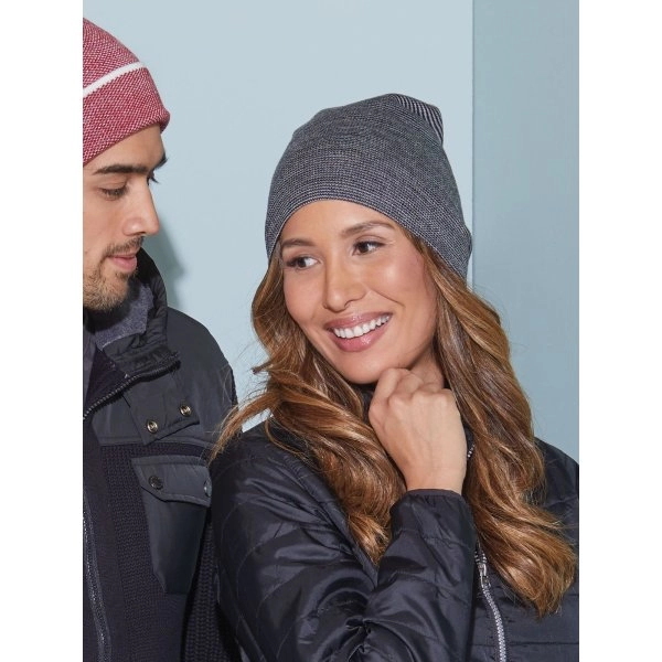 casual-long-beanie-3.webp