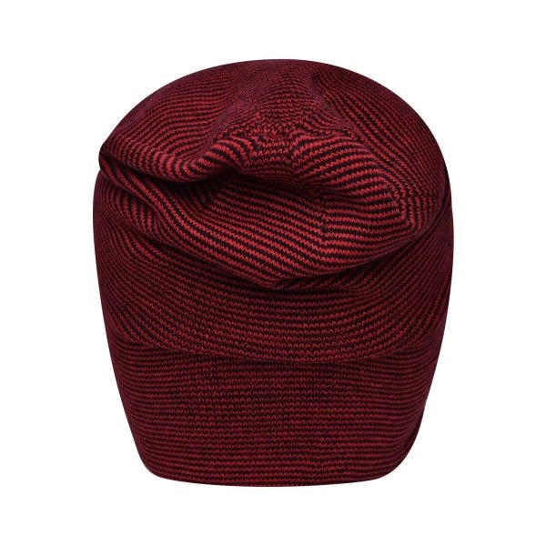 casual-long-beanie-4.webp