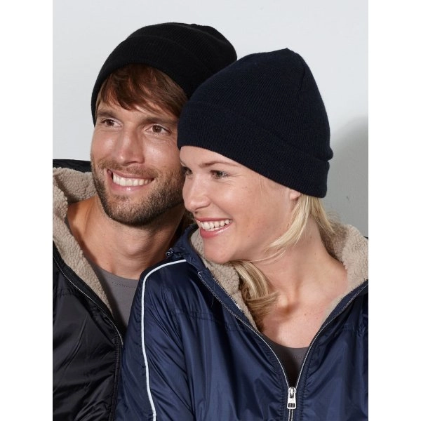 knitted-promotion-beanie-3.webp