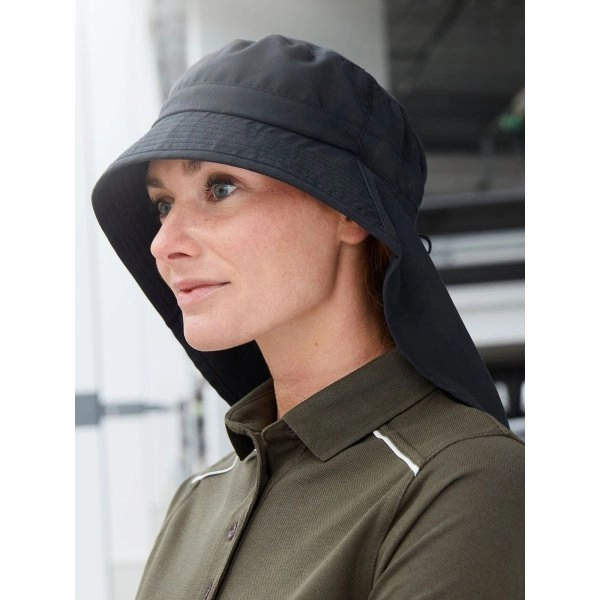 function-hat-with-neck-guard-14.webp